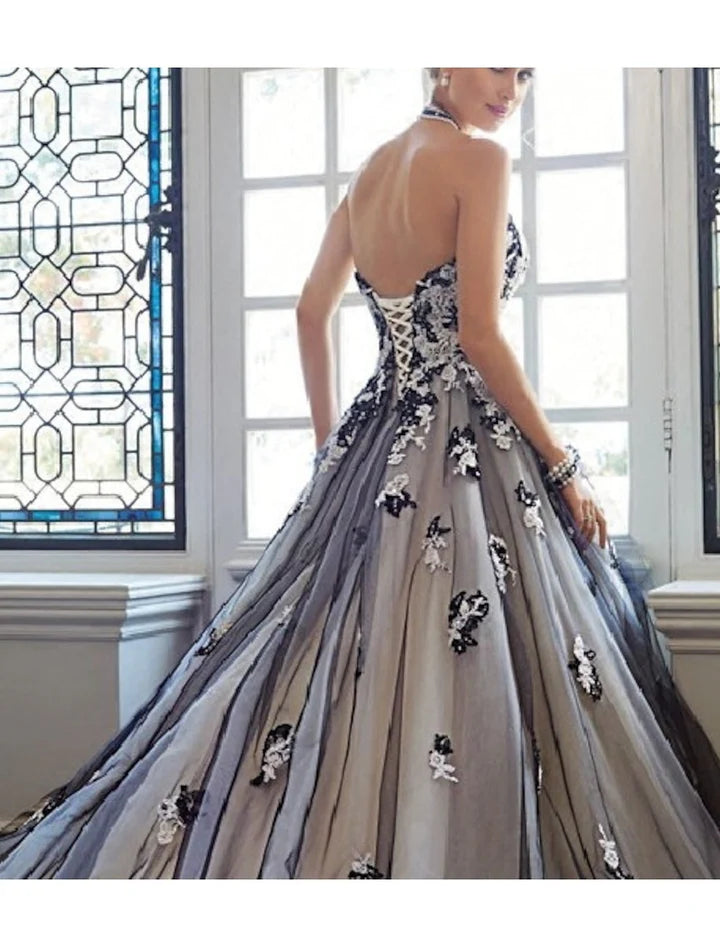 Wholesale Ball Gown Strapless Floor-Length Lace Wedding Dress